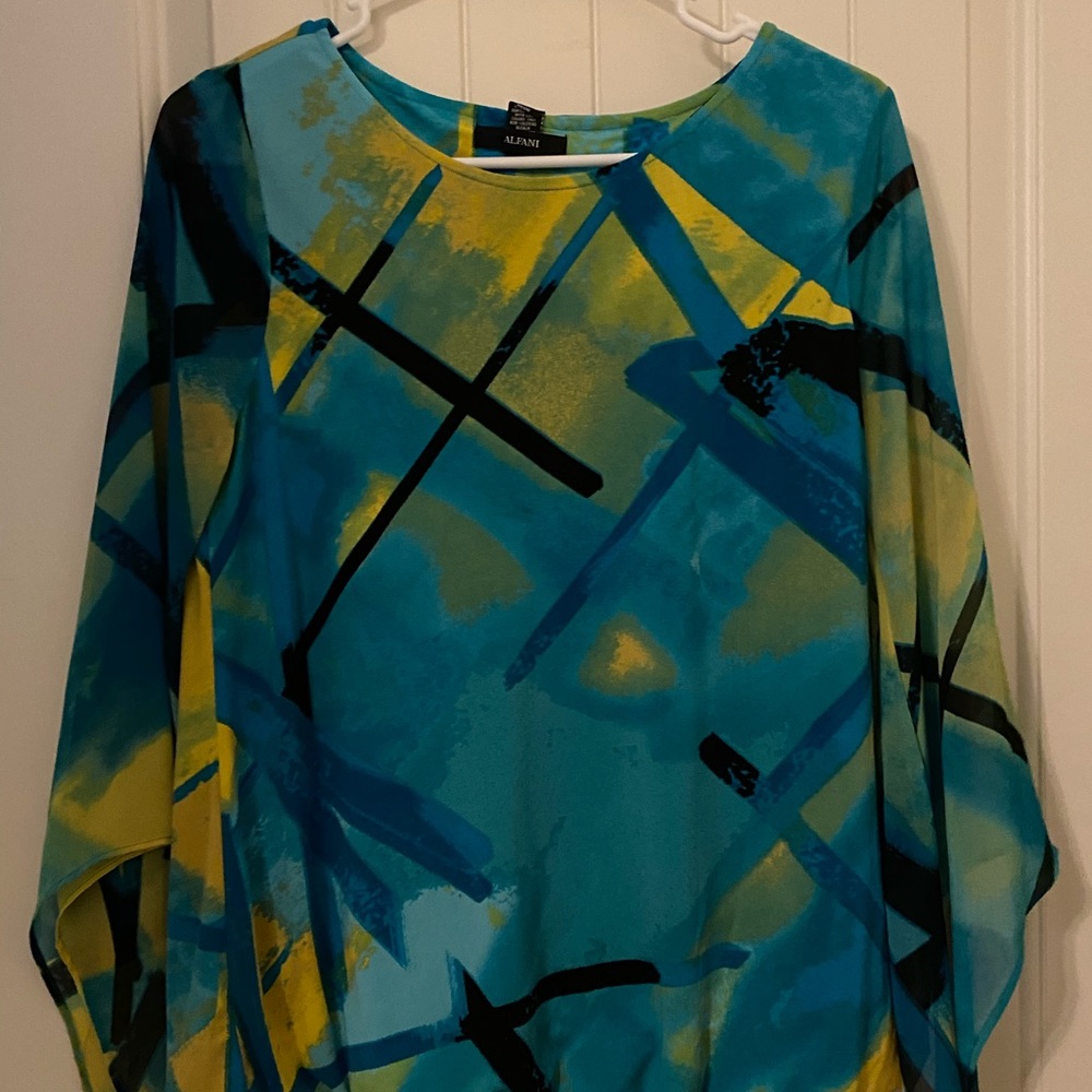 Size Small Alfani Blouse